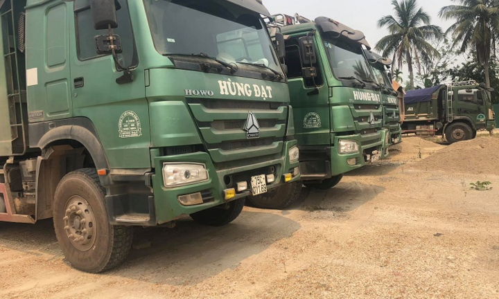 'Cơi nới' thùng xe, ô tô quá khổ, quá tải tung hoành ở Thừa Thiên - Huế 