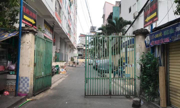 TP.HCM: 195 người ở chung cư Hòa Bình âm tính với virus corona