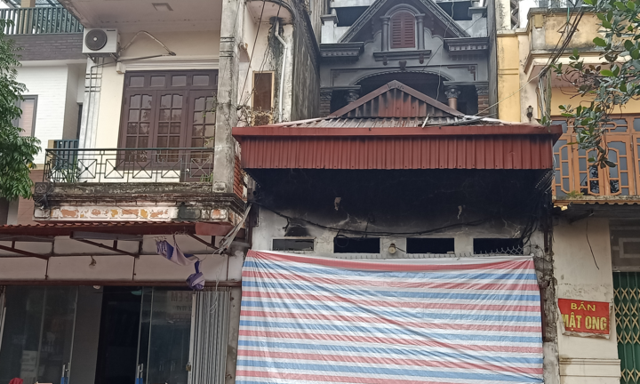 Anh trai đốt nhà em gái khiến 3 người chết: Từng mâu thuẫn việc trả tiền xây nhà