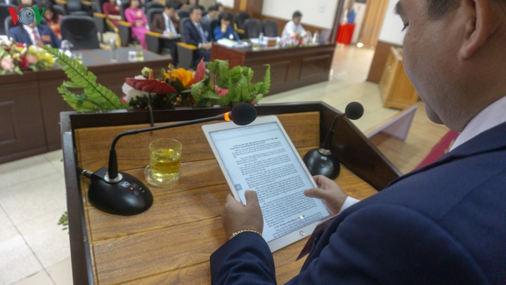 Đại hội Đảng cơ sở đầu tiên ở Lào Cai ứng dụng 4.0 không giấy tờ