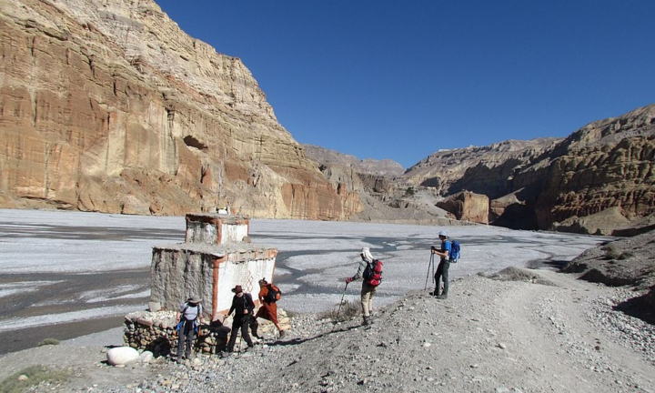 Cận cảnh sự sống khắc nghiệt nơi tận cùng dãy Himalaya