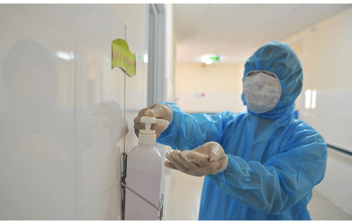 Thời gian dịch Covid-19, cán bộ y tế không đi xa, đi du lịch