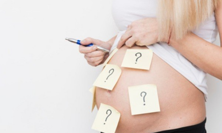 Phụ nữ nên và không nên uống gì khi mang thai?