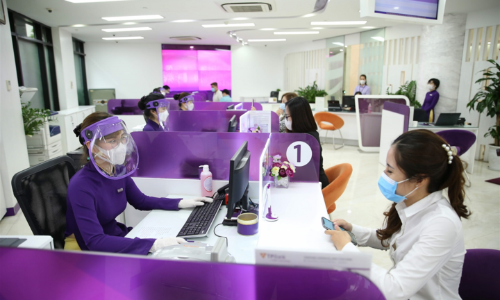 Hơn 12.000 tỷ đồng hỗ trợ khách hàng đang được TPBank gấp rút triển khai