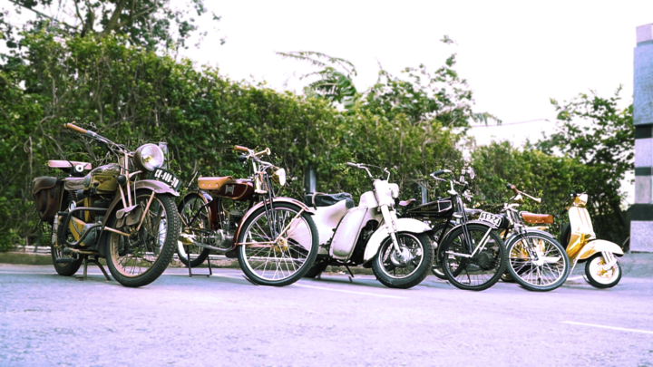 Choáng ngợp với bộ sưu tập hơn 400 xe cổ của doanh nhân Sài Gòn