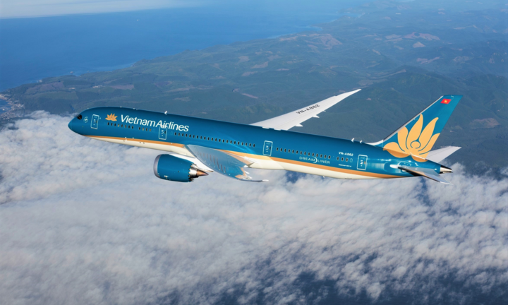 Vietnam Airlines tiếp tục hạn chế bay nội địa
