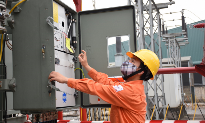 EVNHANOI quyết giữ vững dòng điện khi Covid-19 diễn biến phức tạp