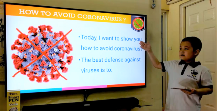 Video: Bé trai 6 tuổi gửi thông điệp phòng chống Covid-19 bằng hai ngôn ngữ