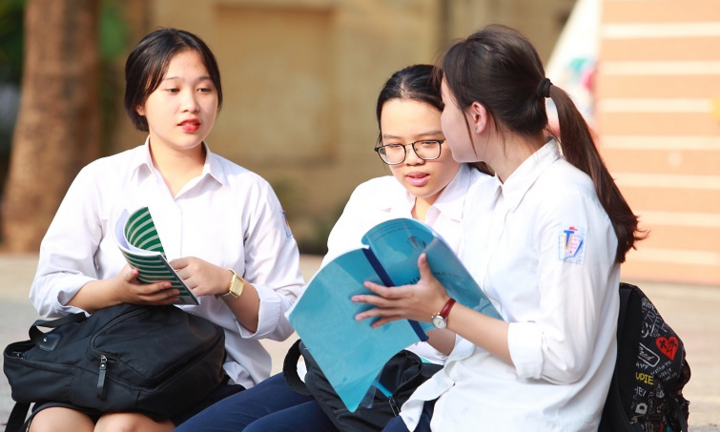 Đề tham khảo môn Vật lý thuộc kiến thức học kỳ 2 lớp 12 chỉ ở mức cơ bản
