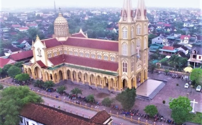 Tụ tập đông người hành lễ ở Hà Tĩnh: UBND tỉnh đề nghị chuyển cơ quan điều tra