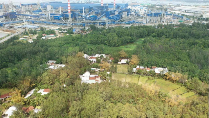 Mùi khét từ nhà máy Hòa Phát - Dung Quất làm phiền 500 hộ dân