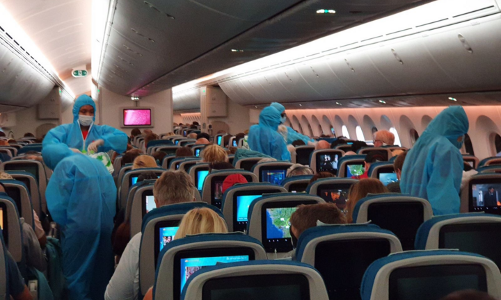 Vietnam Airlines vận chuyển công dân Đức, Liên minh châu Âu hồi hương