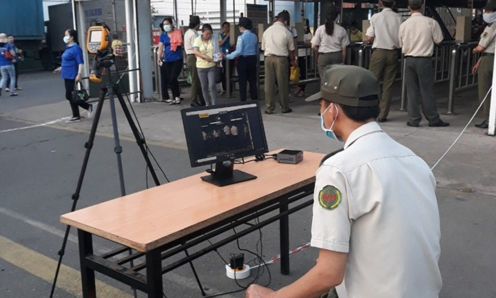 Bao nhiêu doanh nghiệp tại TP.HCM có rủi ro lây COVID-19 ở mức cao?