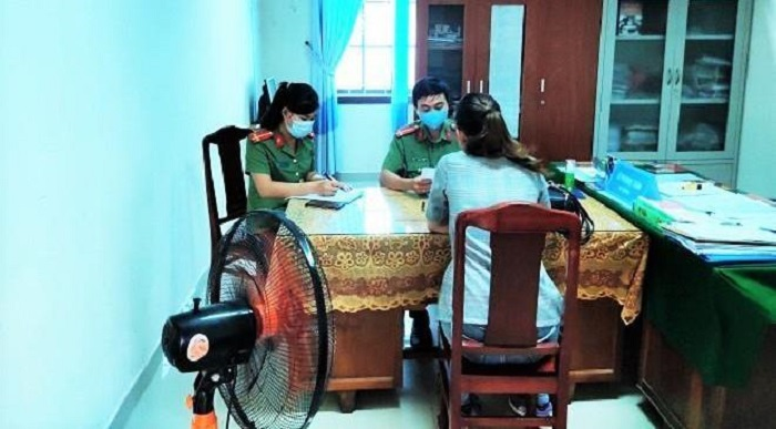 Người phụ nữ bị phạt 10 triệu đồng vì phao tin đồn 2 người mắc COVID-19