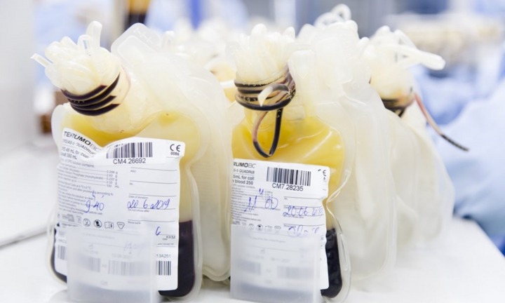 Chiết tách huyết tương - hướng điều trị mới cho bệnh nhân COVID-19 ở Việt Nam