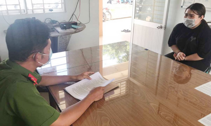 Không có tiền biếu cha mẹ, cô gái 19 tuổi bịa chuyện bị cướp