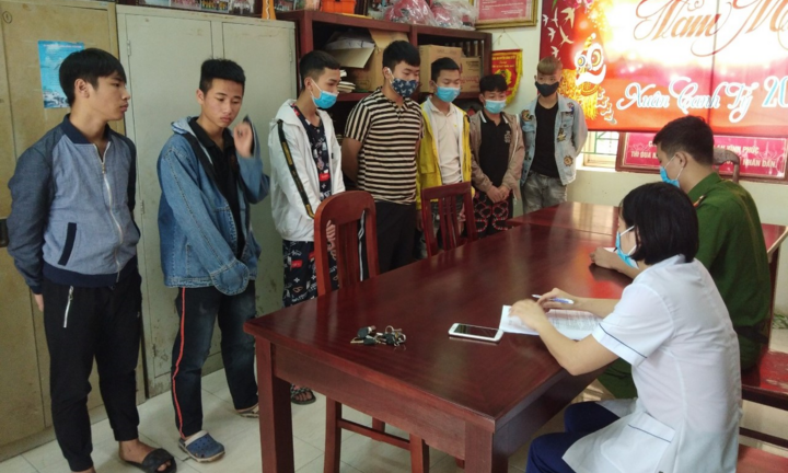 Xử lý gần 500 trường hợp vi phạm quy định cách ly xã hội ở Vĩnh Phúc