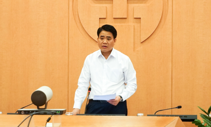 Triệu tập một số cán bộ y tế Hà Nội liên quan việc mua sắm máy xét nghiệm