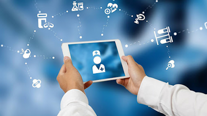 Video: Hạn chế lây nhiễm virus corona, bệnh nhân được bác sĩ khám bệnh qua mạng