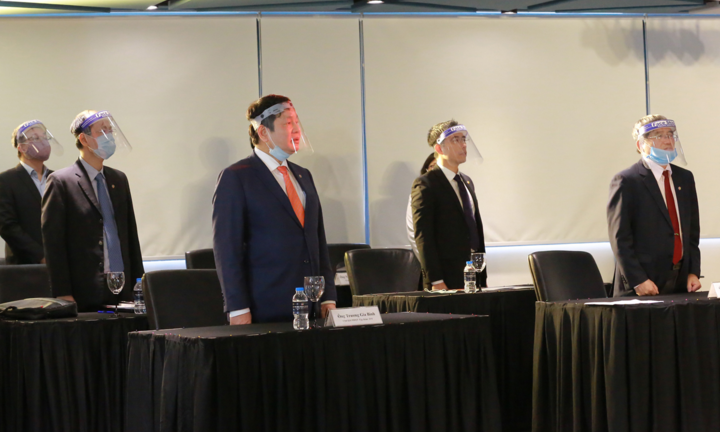 Mùa COVID-19, doanh nghiệp họp cổ đông ra sao?