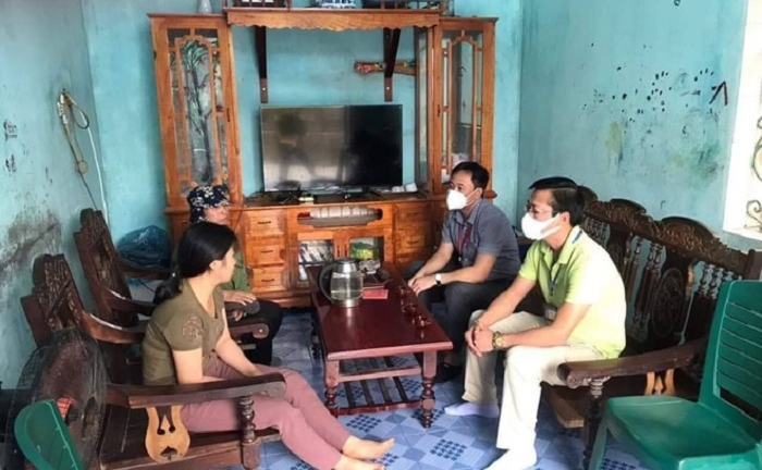 Bí thư, chủ tịch phường Bãi Cháy đến nhà xin lỗi người phụ nữ bán rau