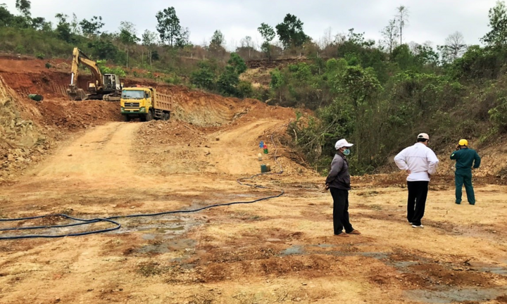 Giám đốc ngân hàng ở Đắk Lắk san ủi đất lâm nghiệp trái phép