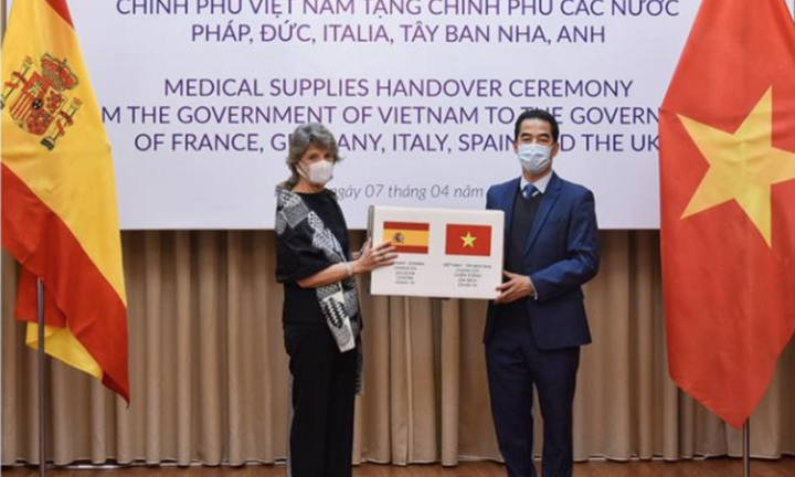 Đại sứ Tây Ban Nha: Món quà khẩu trang rất thiết thực, xin cảm ơn Việt Nam