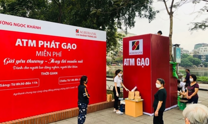 ATM phát gạo miễn phí 'Gửi yêu thương – Thay lời muốn nói'