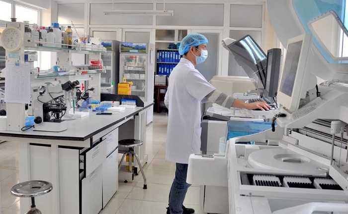 Quảng Ninh bác tin nâng khống giá mua thiết bị xét nghiệm COVID-19