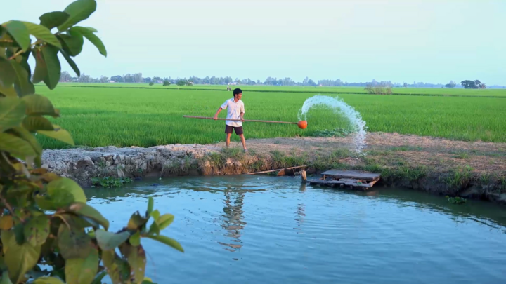 Giếng nước cổ to như cái ao hơn 100 năm không cạn