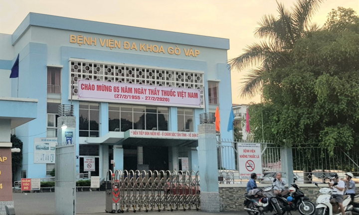 Không khởi tố vụ Giám đốc Bệnh viện Gò Vấp gom khẩu trang giữa mùa dịch