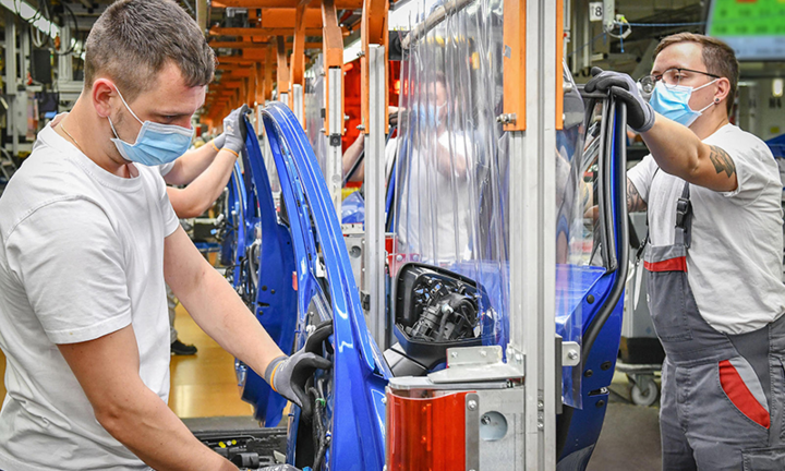 Nhà máy của Audi bắt đầu hoạt động trở lại sau COVID-19