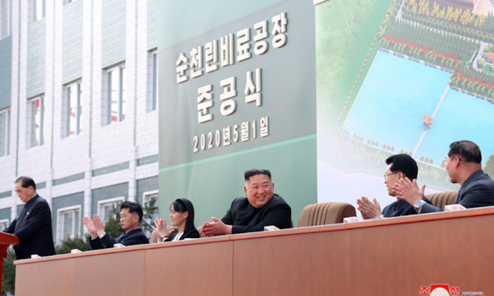 Ông Kim Jong-un xuất hiện trở lại có thông điệp gì?