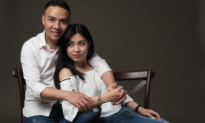 MC Hoàng Linh: 'Có lúc tôi thấy xấu hổ vì rất vô lý với chồng'