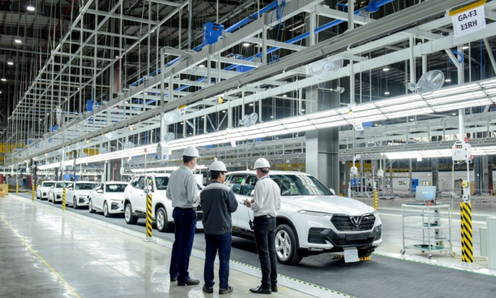 Giảm phí trước bạ ô tô: Bộ Công Thương đồng ý, Bộ Tài chính phản đối