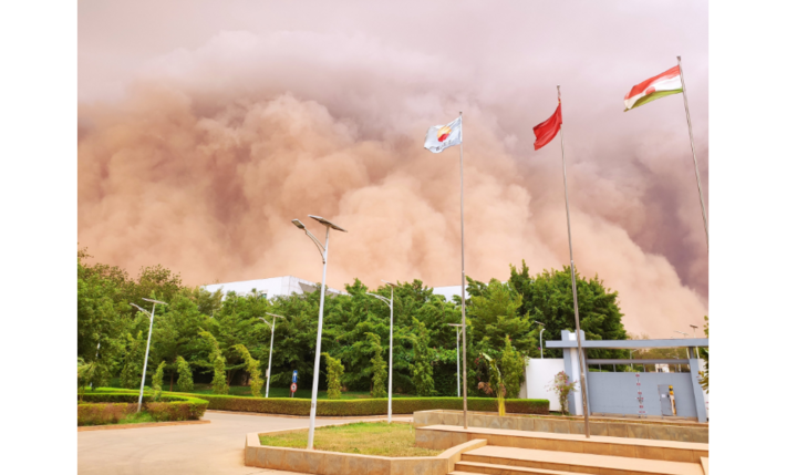 Video: Bão cát khổng lồ càn quét, nhấn chìm thủ đô Nigeria