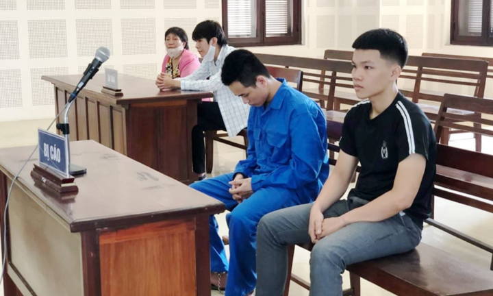 Vác gậy sắt đánh bạn lún sọ vì điếu thuốc lá 
