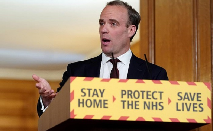 Ngoại trưởng Anh: Bóng đá trở lại sẽ khích lệ nhân dân