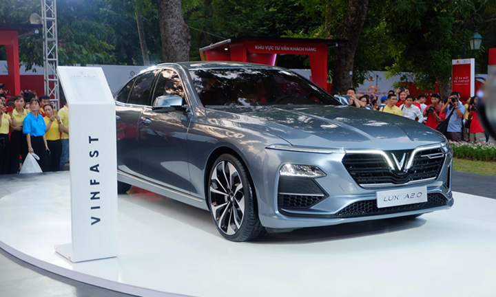 VinFast bất ngờ giảm giá tất cả các mẫu xe