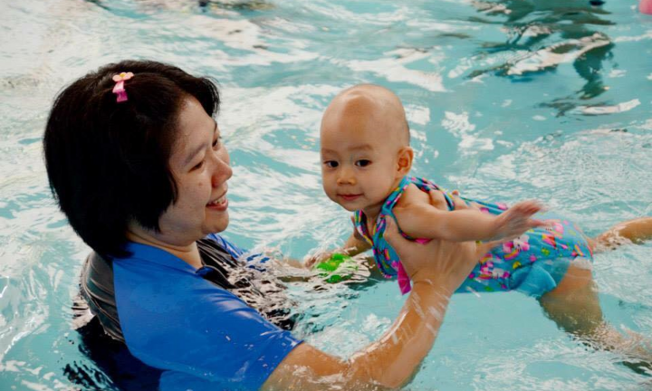 6 điều cha mẹ cần biết trước khi cho trẻ đi học bơi