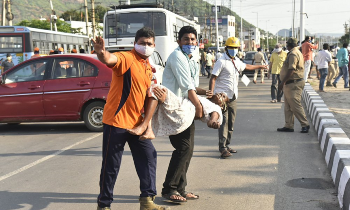 Rò rỉ khí gas nhà máy LG ở Ấn Độ: 8 người chết, 1.000 người bị ảnh hưởng