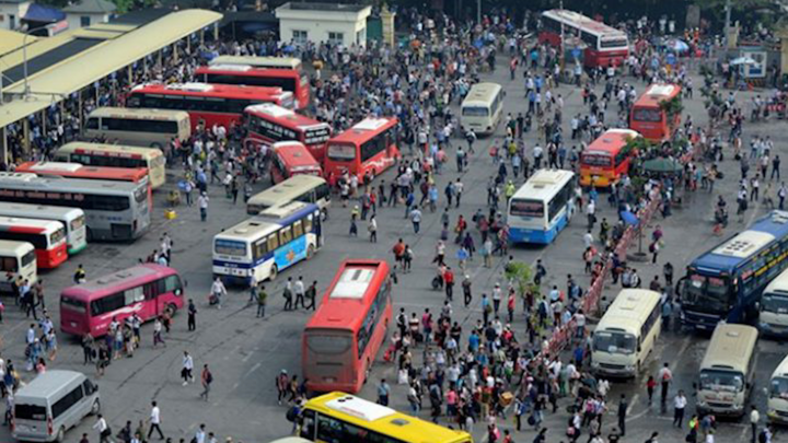 Nghịch lý giá xăng giảm, cước vận tải không giảm