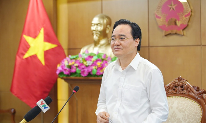 Bộ trưởng GD&ĐT: Các trường không nên vội thi riêng, tránh thí sinh hoang mang