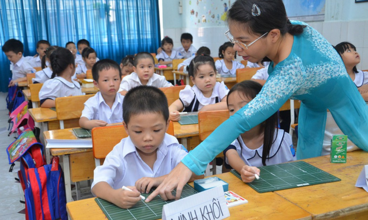 Học sinh khối 4,5 học chỉ 8 tuần nhưng vẫn phải làm kiểm tra đến 2 lần