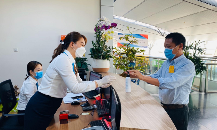 Vietnam Airlines mở cửa trở lại hệ thống Phòng khách Bông Sen