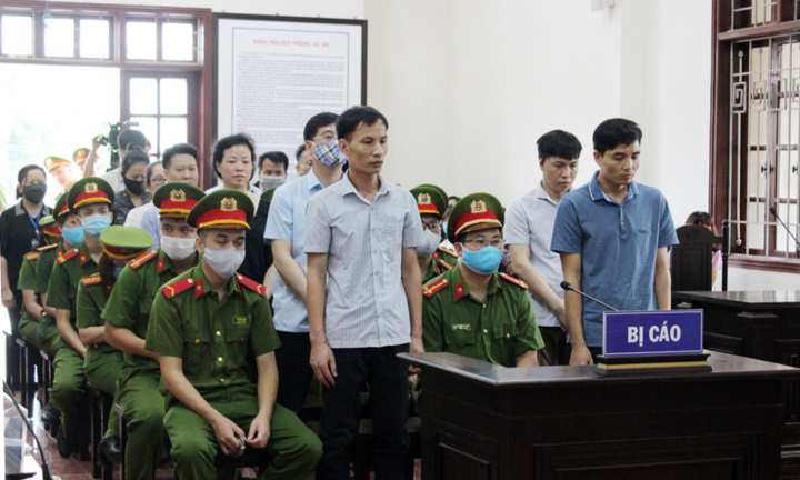 Xét xử gian lận thi ở Hòa Bình: Cựu thượng tá công an chối tội