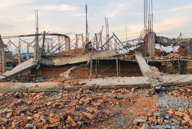 Sập tường 10 người chết ở Đồng Nai: Thiết kế công trình có vấn đề