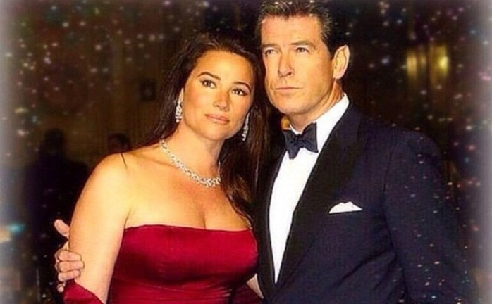 'Điệp viên 007' và 19 năm hôn nhân ngọt ngào bên vợ nhà báo