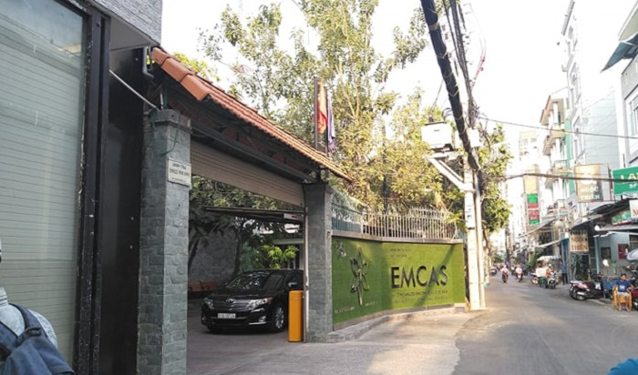 Sự việc bác sĩ ở Bệnh viện EMCAS dùng chứng chỉ hành nghề giả giờ ra sao?