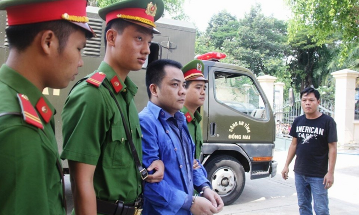 Diễn biến bất ngờ trong phiên xử nhóm Giang '36' vây xe chở công an ở Đồng Nai